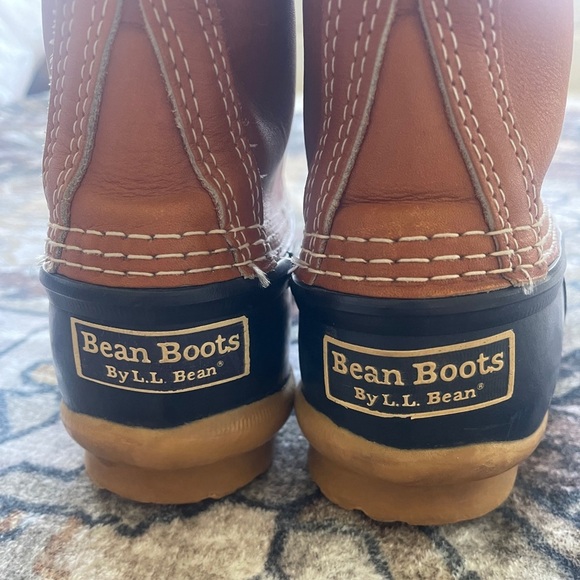 LL Bean Tan Navy Women's Bean Boots 8" Tie Up Shoes - Picture 5 of 8
